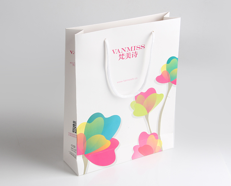 手提紙袋光膜與啞膜的區(qū)別 手提紙袋光膜與啞膜的區(qū)別