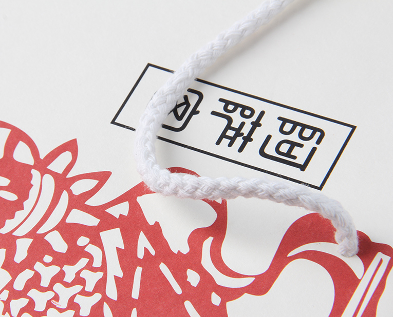 保健品的包裝袋工廠能不能解決金銀油墨脫落？別搞笑啦