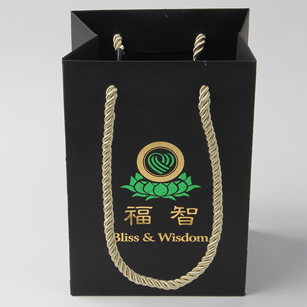 珠寶首飾紙袋定做色彩為什么會(huì)總有偏差 珠寶首飾紙袋定做色彩為什么會(huì)總有偏差